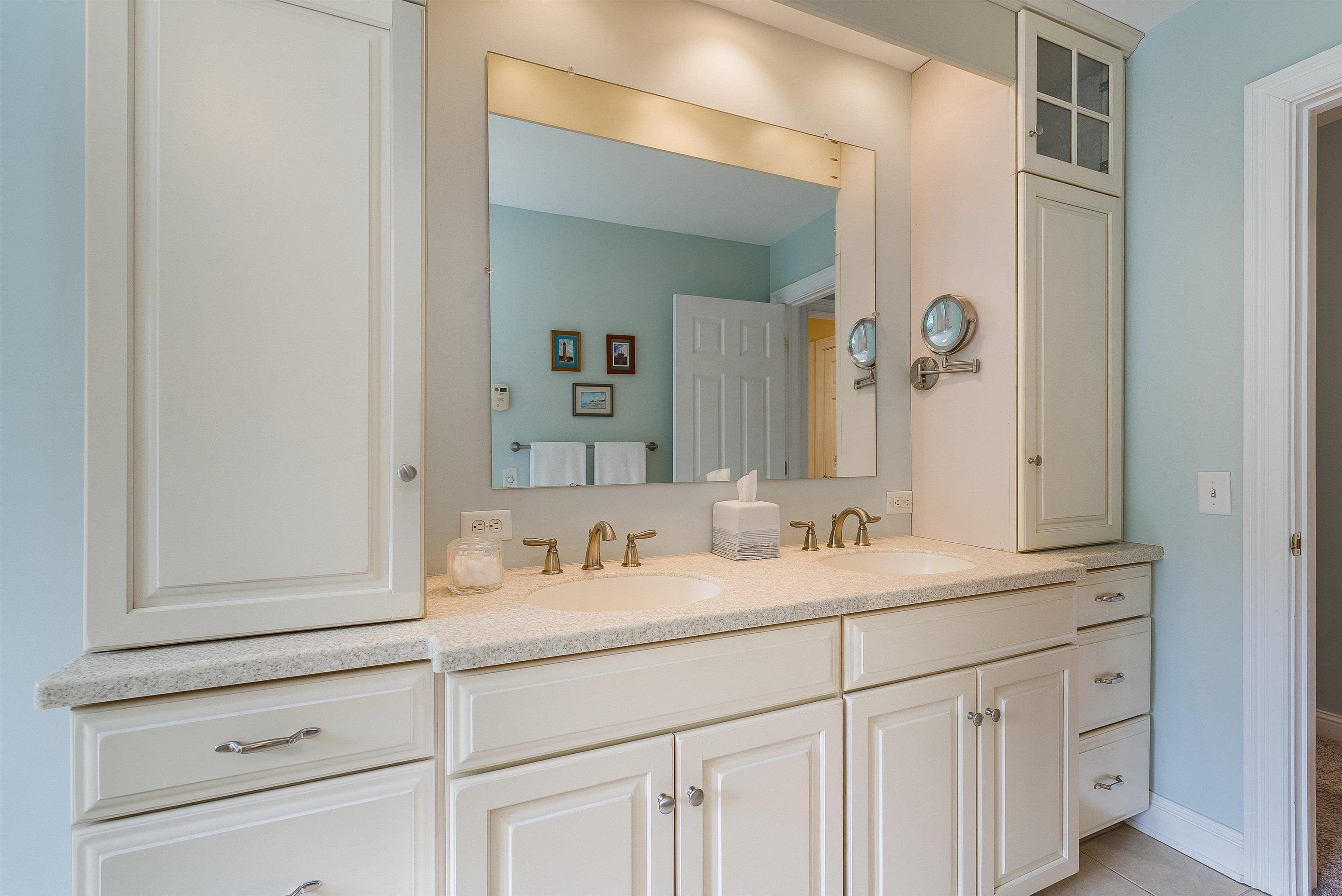 3525 TRAVELER RD, ROCKINGHAM, Virginia 22801, 4 Bedrooms Bedrooms, ,4 BathroomsBathrooms,Residential,3525 TRAVELER RD,673050 MLS # 673050