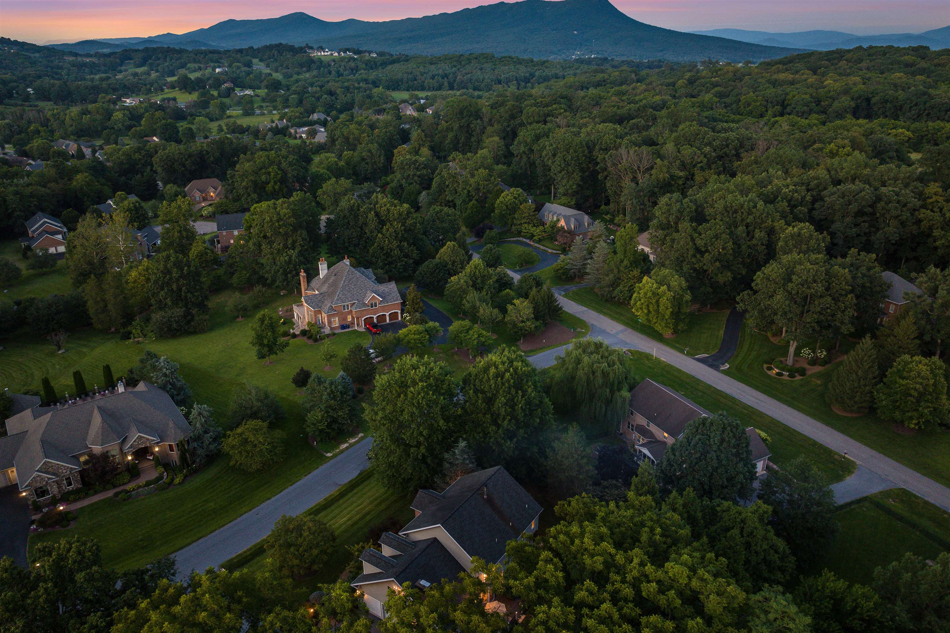 3525 TRAVELER RD, ROCKINGHAM, Virginia 22801, 4 Bedrooms Bedrooms, ,4 BathroomsBathrooms,Residential,3525 TRAVELER RD,673050 MLS # 673050 3525 TRAVELER RD, ROCKINGHAM, Virginia 22801, 4 Bedrooms Bedrooms, ,4 BathroomsBathrooms,Residential,3525 TRAVELER RD,673050 MLS # 673050