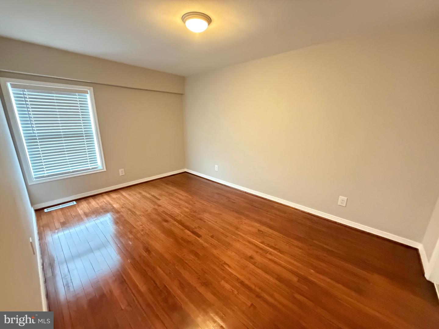 6346 ROCKSHIRE ST, ALEXANDRIA, Virginia 22315, 3 Bedrooms Bedrooms, ,2 BathroomsBathrooms,Residential,For sale,6346 ROCKSHIRE ST,VAFX2283860 MLS # VAFX2283860 6346 ROCKSHIRE ST, ALEXANDRIA, Virginia 22315, 3 Bedrooms Bedrooms, ,2 BathroomsBathrooms,Residential,For sale,6346 ROCKSHIRE ST,VAFX2283860 MLS # VAFX2283860