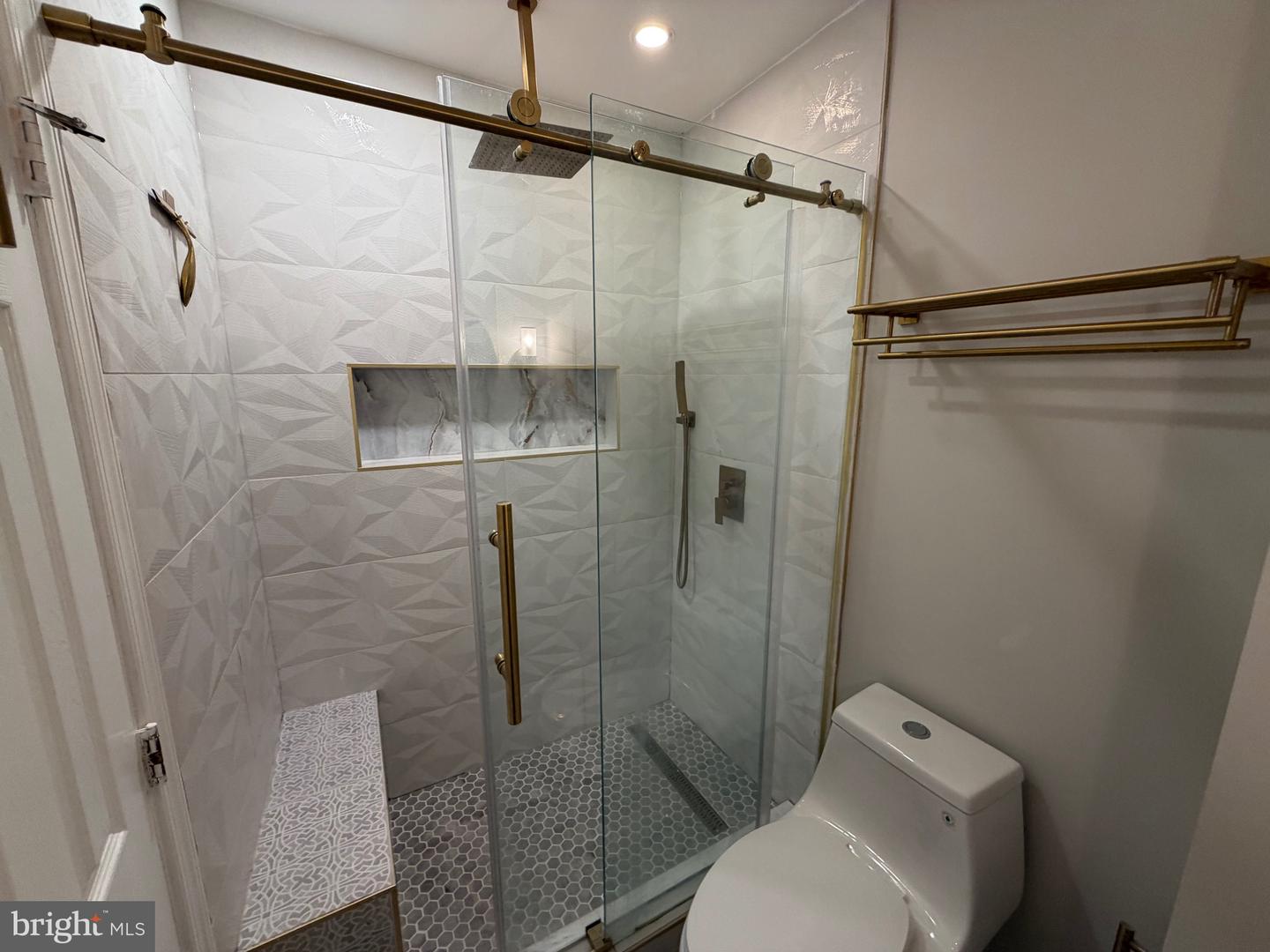 6346 ROCKSHIRE ST, ALEXANDRIA, Virginia 22315, 3 Bedrooms Bedrooms, ,2 BathroomsBathrooms,Residential,For sale,6346 ROCKSHIRE ST,VAFX2283860 MLS # VAFX2283860 6346 ROCKSHIRE ST, ALEXANDRIA, Virginia 22315, 3 Bedrooms Bedrooms, ,2 BathroomsBathrooms,Residential,For sale,6346 ROCKSHIRE ST,VAFX2283860 MLS # VAFX2283860