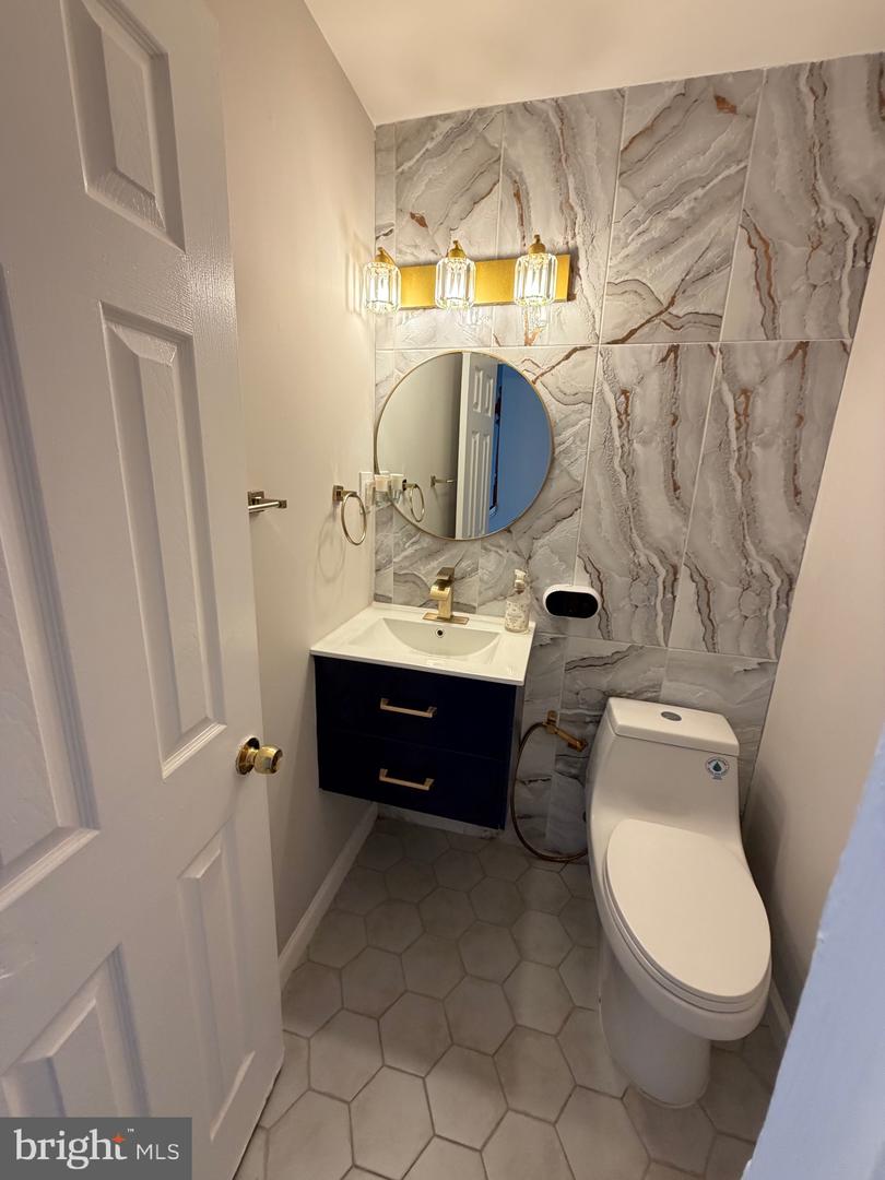 6346 ROCKSHIRE ST, ALEXANDRIA, Virginia 22315, 3 Bedrooms Bedrooms, ,2 BathroomsBathrooms,Residential,For sale,6346 ROCKSHIRE ST,VAFX2283860 MLS # VAFX2283860 6346 ROCKSHIRE ST, ALEXANDRIA, Virginia 22315, 3 Bedrooms Bedrooms, ,2 BathroomsBathrooms,Residential,For sale,6346 ROCKSHIRE ST,VAFX2283860 MLS # VAFX2283860