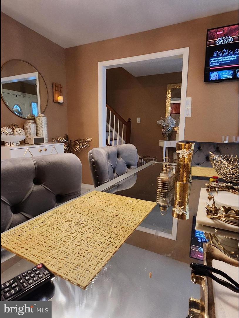 6346 ROCKSHIRE ST, ALEXANDRIA, Virginia 22315, 3 Bedrooms Bedrooms, ,2 BathroomsBathrooms,Residential,For sale,6346 ROCKSHIRE ST,VAFX2283860 MLS # VAFX2283860 6346 ROCKSHIRE ST, ALEXANDRIA, Virginia 22315, 3 Bedrooms Bedrooms, ,2 BathroomsBathrooms,Residential,For sale,6346 ROCKSHIRE ST,VAFX2283860 MLS # VAFX2283860