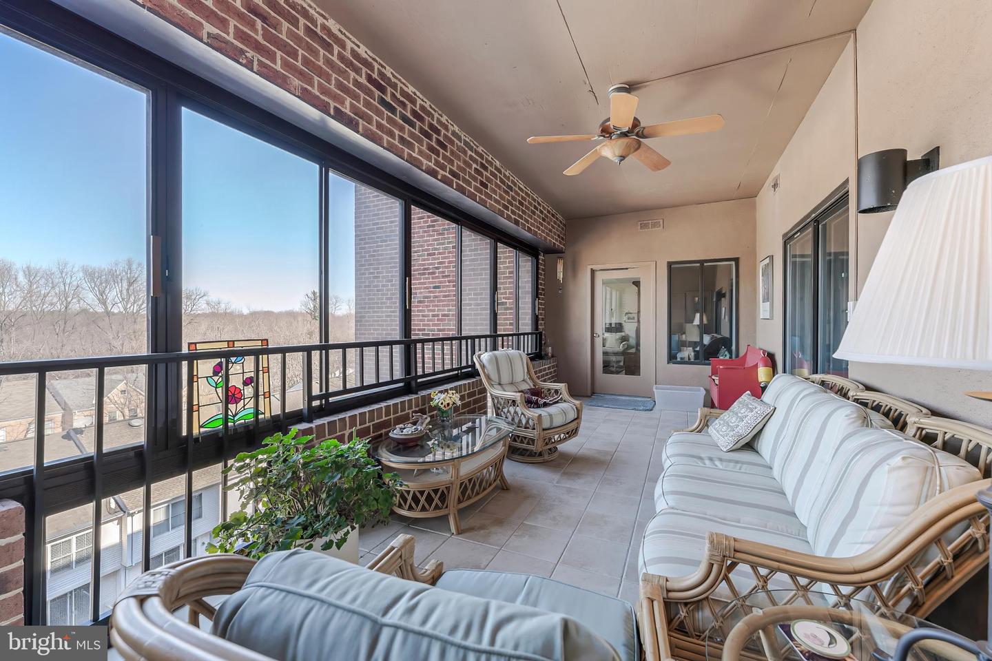 11500 FAIRWAY DR #507, RESTON, Virginia 20190, 2 Bedrooms Bedrooms, 9 Rooms Rooms,2 BathroomsBathrooms,Residential,For sale,11500 FAIRWAY DR #507,VAFX2288284 MLS # VAFX2288284 11500 FAIRWAY DR #507, RESTON, Virginia 20190, 2 Bedrooms Bedrooms, 9 Rooms Rooms,2 BathroomsBathrooms,Residential,For sale,11500 FAIRWAY DR #507,VAFX2288284 MLS # VAFX2288284