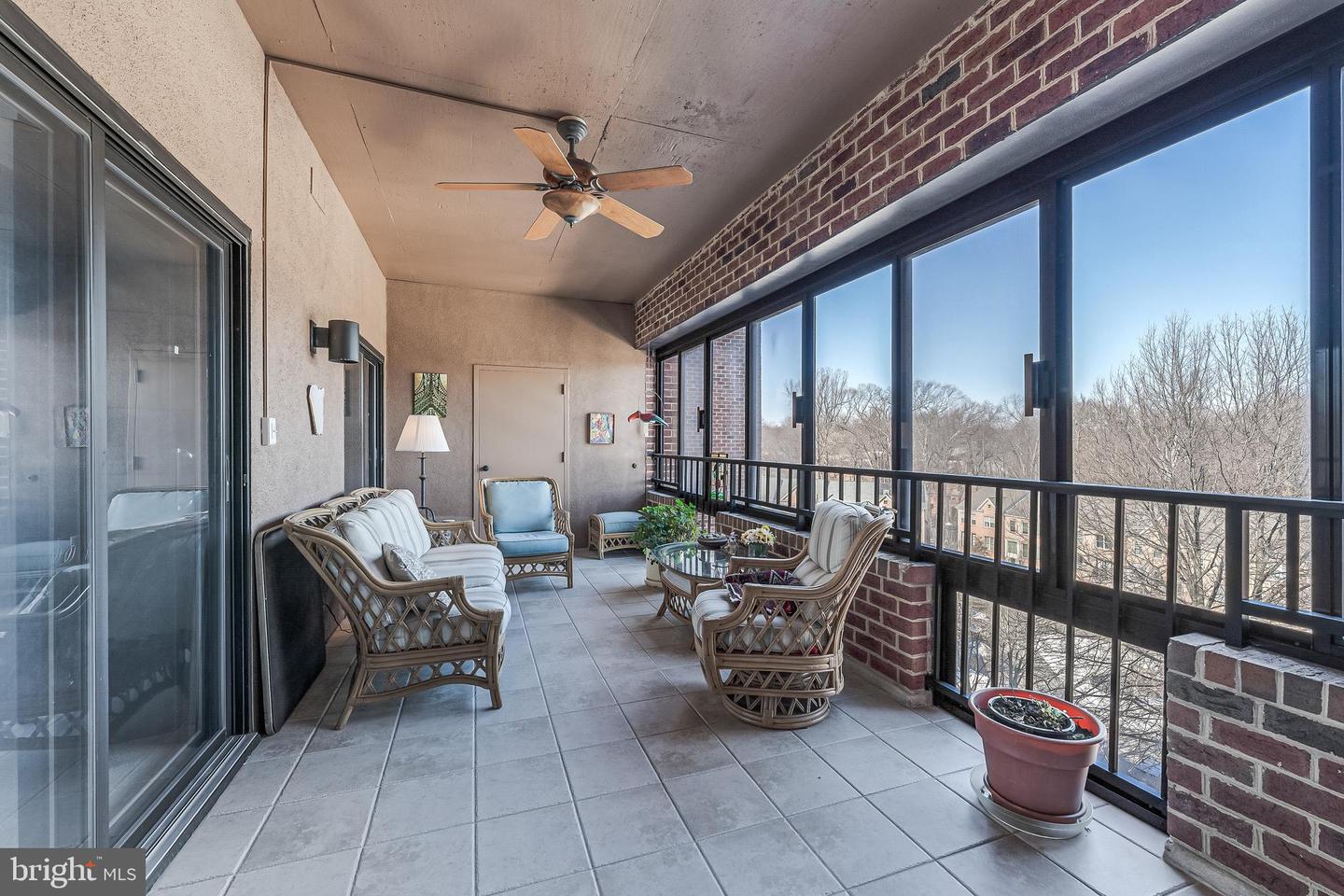 11500 FAIRWAY DR #507, RESTON, Virginia 20190, 2 Bedrooms Bedrooms, 9 Rooms Rooms,2 BathroomsBathrooms,Residential,For sale,11500 FAIRWAY DR #507,VAFX2288284 MLS # VAFX2288284 11500 FAIRWAY DR #507, RESTON, Virginia 20190, 2 Bedrooms Bedrooms, 9 Rooms Rooms,2 BathroomsBathrooms,Residential,For sale,11500 FAIRWAY DR #507,VAFX2288284 MLS # VAFX2288284