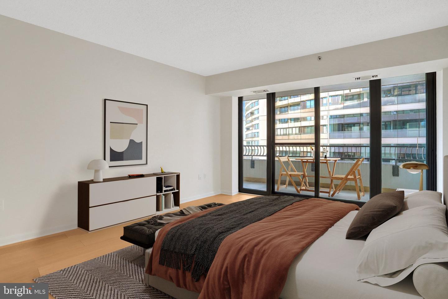 1300 CRYSTAL DR #808S, ARLINGTON, Virginia 22202, 2 Bedrooms Bedrooms, ,1 BathroomBathrooms,Residential,For sale,1300 CRYSTAL DR #808S,VAAR2068342 MLS # VAAR2068342