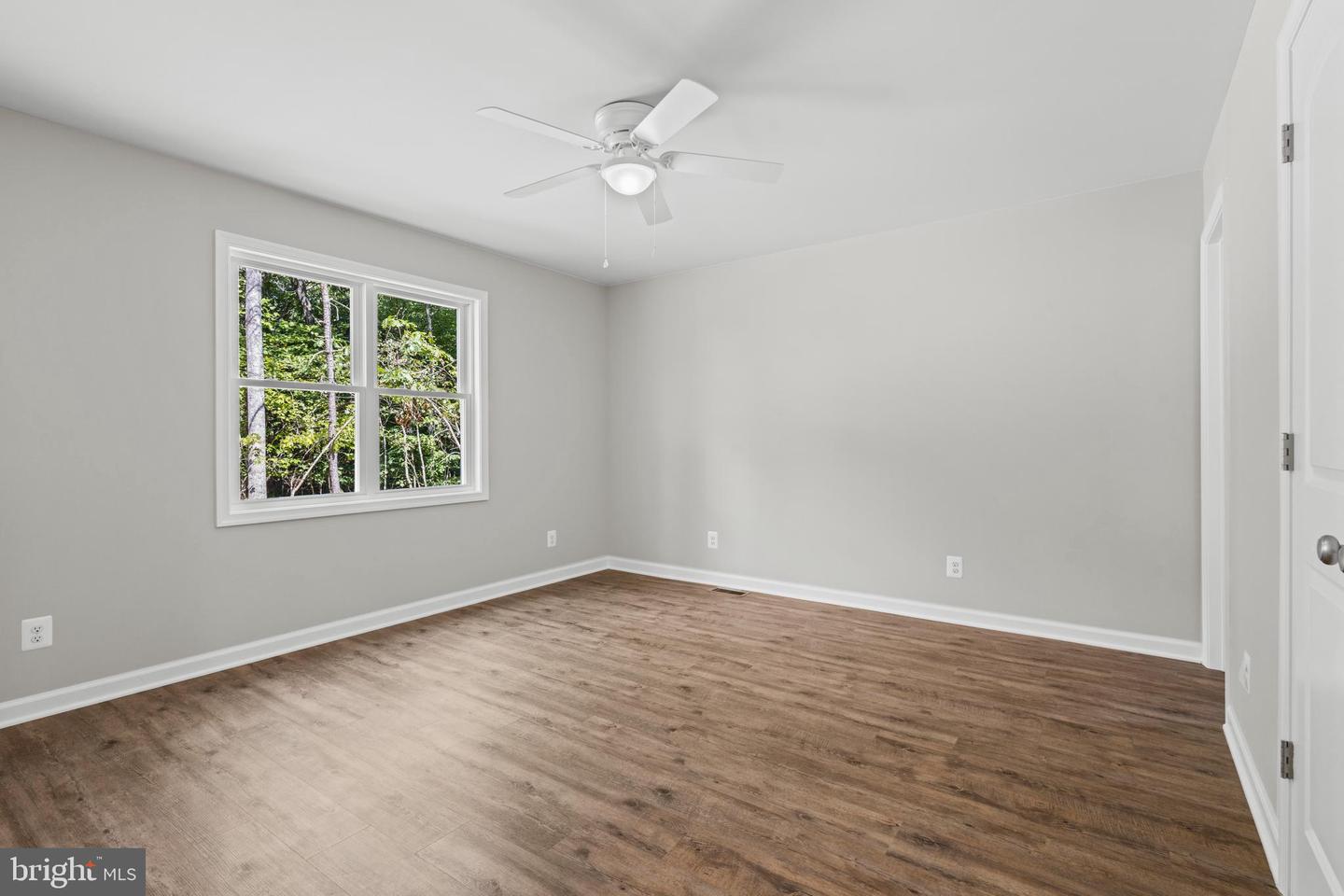 172 MARTINS FARM RD, FRONT ROYAL, Virginia 22630, ,Residential,For sale,172 MARTINS FARM RD,VAWR2013358 MLS # VAWR2013358