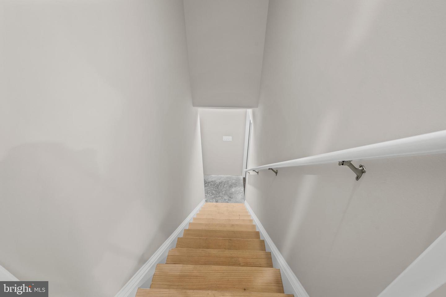 172 MARTINS FARM RD, FRONT ROYAL, Virginia 22630, ,Residential,For sale,172 MARTINS FARM RD,VAWR2013358 MLS # VAWR2013358