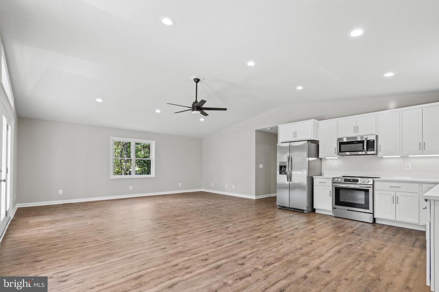 172 MARTINS FARM RD, FRONT ROYAL, Virginia 22630, ,Residential,For sale,172 MARTINS FARM RD,VAWR2013358 MLS # VAWR2013358