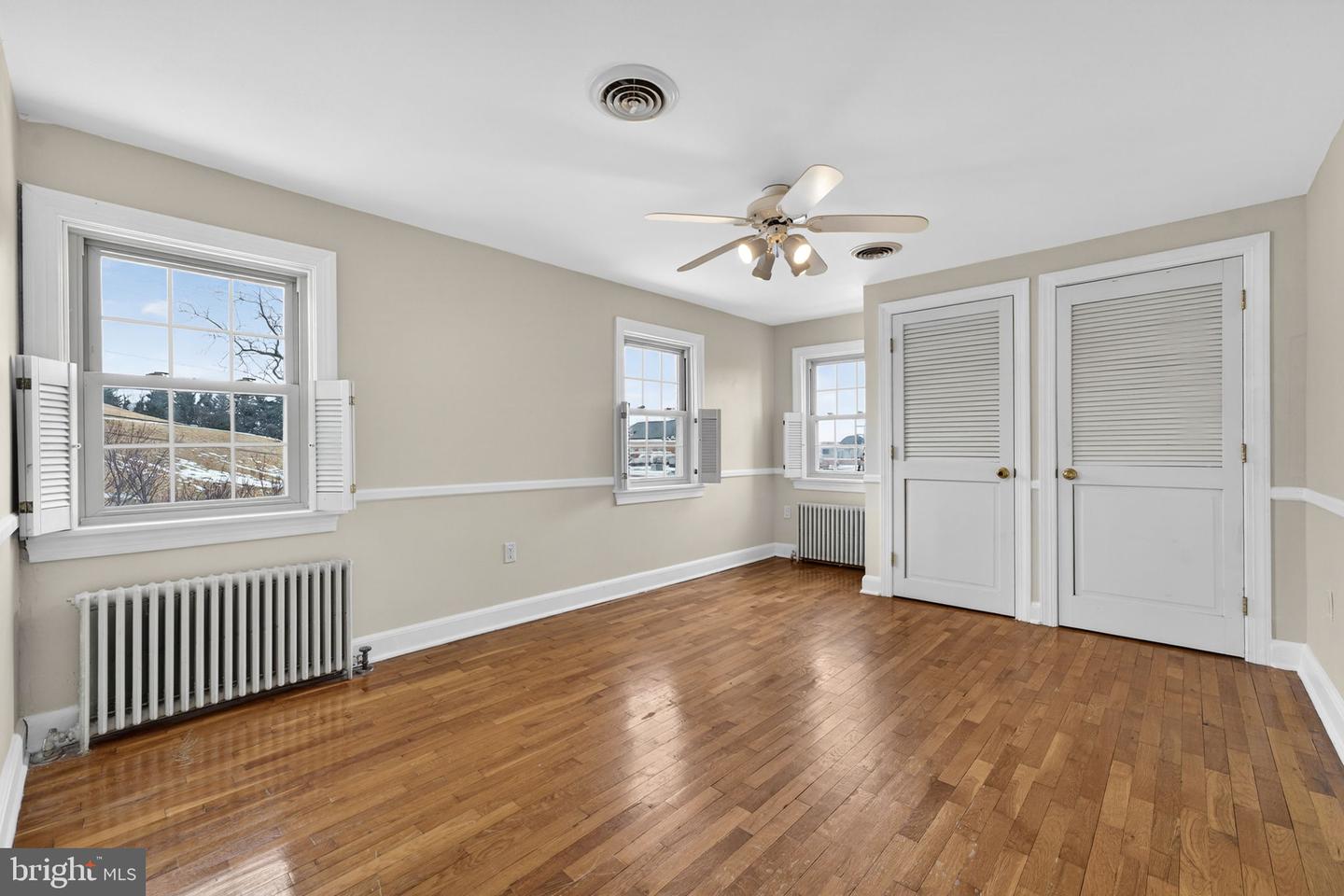 431 JEFFERSON ST, WINCHESTER, Virginia 22601, 3 Bedrooms Bedrooms, ,1 BathroomBathrooms,Residential,For sale,431 JEFFERSON ST,VAWI2009944 MLS # VAWI2009944