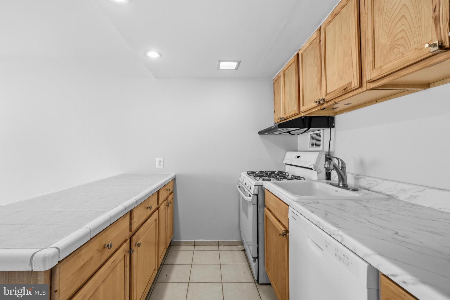 4361 AMERICANA DR #A, ANNANDALE, Virginia 22003, ,1 BathroomBathrooms,Residential,For sale,4361 AMERICANA DR #A,VAFX2290470 MLS # VAFX2290470