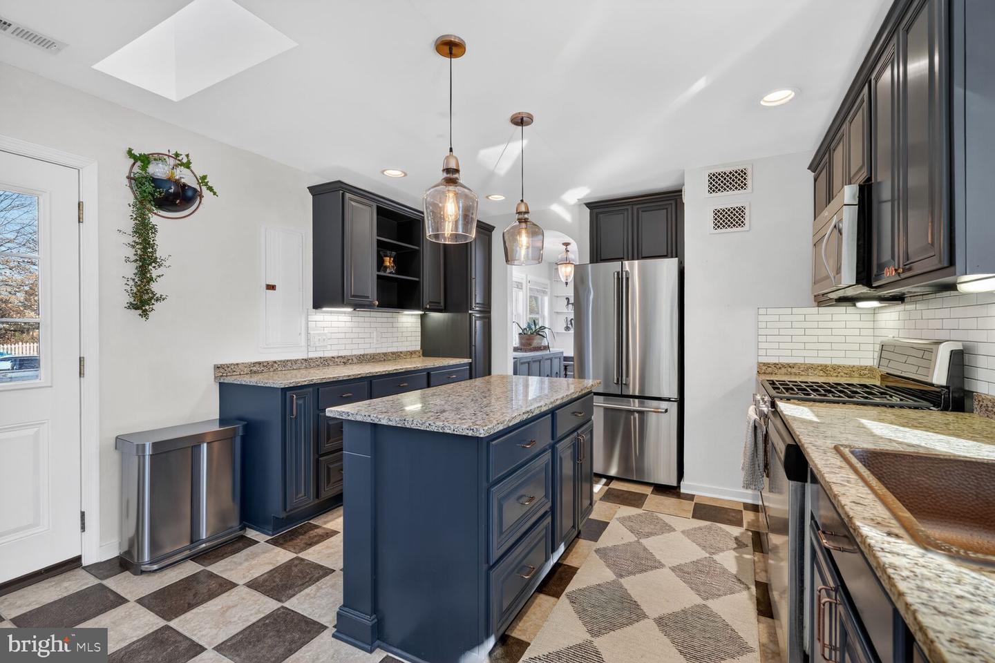 2201 HARVARD DR, ALEXANDRIA, Virginia 22307, 3 Bedrooms Bedrooms, ,2 BathroomsBathrooms,Residential,For sale,2201 HARVARD DR,VAFX2290500 MLS # VAFX2290500 2201 HARVARD DR, ALEXANDRIA, Virginia 22307, 3 Bedrooms Bedrooms, ,2 BathroomsBathrooms,Residential,For sale,2201 HARVARD DR,VAFX2290500 MLS # VAFX2290500