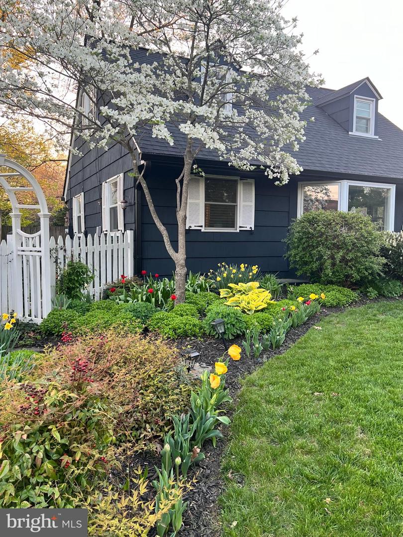 2201 HARVARD DR, ALEXANDRIA, Virginia 22307, 3 Bedrooms Bedrooms, ,2 BathroomsBathrooms,Residential,For sale,2201 HARVARD DR,VAFX2290500 MLS # VAFX2290500 2201 HARVARD DR, ALEXANDRIA, Virginia 22307, 3 Bedrooms Bedrooms, ,2 BathroomsBathrooms,Residential,For sale,2201 HARVARD DR,VAFX2290500 MLS # VAFX2290500