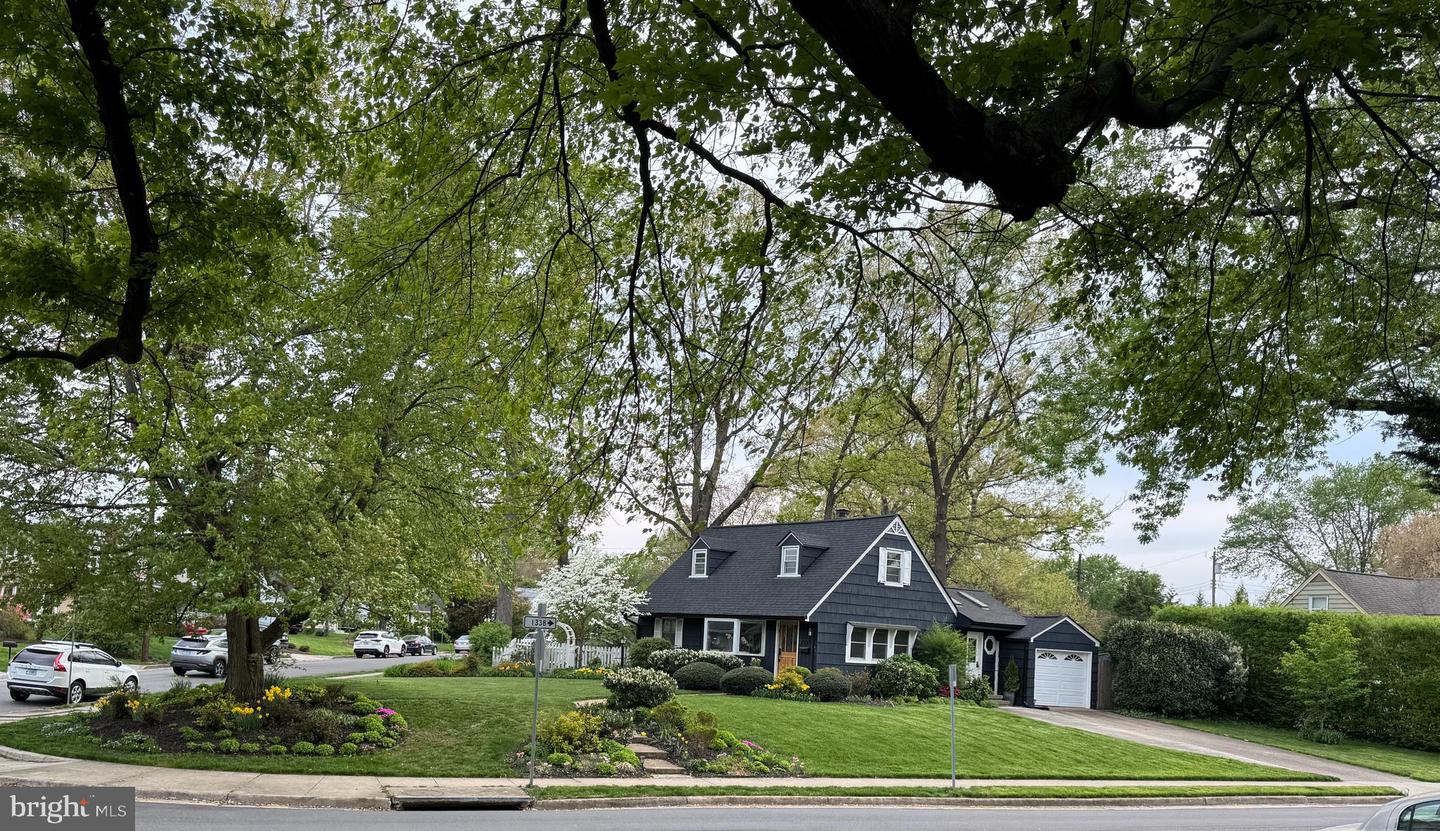 2201 HARVARD DR, ALEXANDRIA, Virginia 22307, 3 Bedrooms Bedrooms, ,2 BathroomsBathrooms,Residential,For sale,2201 HARVARD DR,VAFX2290500 MLS # VAFX2290500 2201 HARVARD DR, ALEXANDRIA, Virginia 22307, 3 Bedrooms Bedrooms, ,2 BathroomsBathrooms,Residential,For sale,2201 HARVARD DR,VAFX2290500 MLS # VAFX2290500