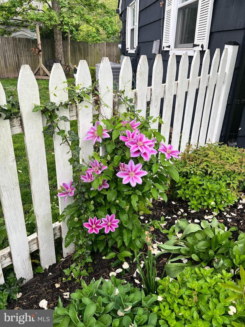 2201 HARVARD DR, ALEXANDRIA, Virginia 22307, 3 Bedrooms Bedrooms, ,2 BathroomsBathrooms,Residential,For sale,2201 HARVARD DR,VAFX2290500 MLS # VAFX2290500 2201 HARVARD DR, ALEXANDRIA, Virginia 22307, 3 Bedrooms Bedrooms, ,2 BathroomsBathrooms,Residential,For sale,2201 HARVARD DR,VAFX2290500 MLS # VAFX2290500