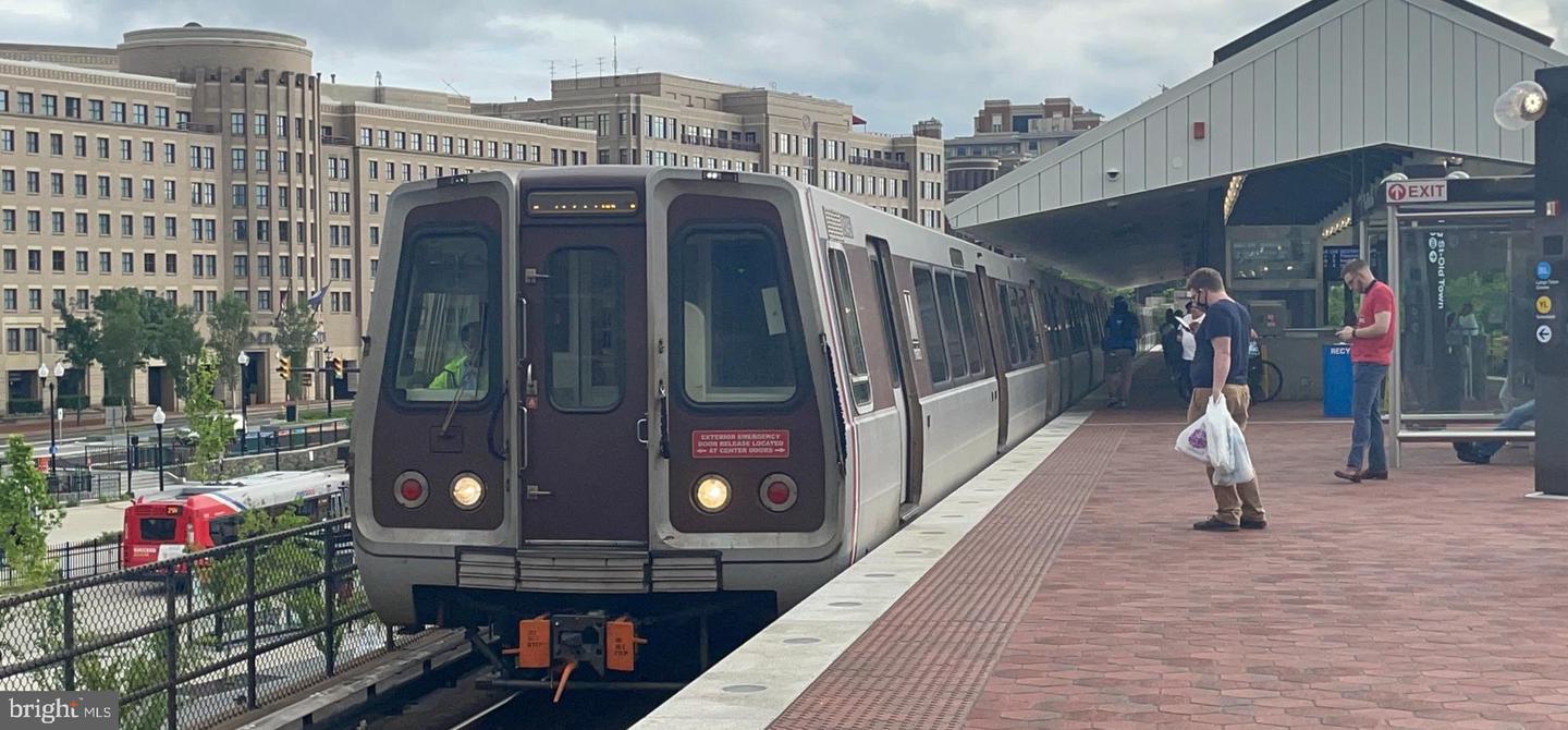 2201 HARVARD DR, ALEXANDRIA, Virginia 22307, 3 Bedrooms Bedrooms, ,2 BathroomsBathrooms,Residential,For sale,2201 HARVARD DR,VAFX2290500 MLS # VAFX2290500 2201 HARVARD DR, ALEXANDRIA, Virginia 22307, 3 Bedrooms Bedrooms, ,2 BathroomsBathrooms,Residential,For sale,2201 HARVARD DR,VAFX2290500 MLS # VAFX2290500