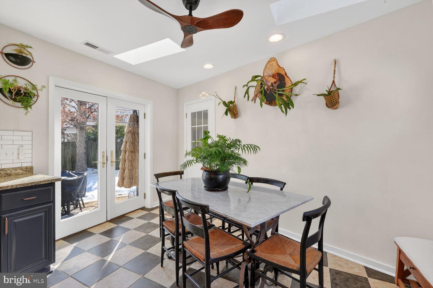 2201 HARVARD DR, ALEXANDRIA, Virginia 22307, 3 Bedrooms Bedrooms, ,2 BathroomsBathrooms,Residential,For sale,2201 HARVARD DR,VAFX2290500 MLS # VAFX2290500 2201 HARVARD DR, ALEXANDRIA, Virginia 22307, 3 Bedrooms Bedrooms, ,2 BathroomsBathrooms,Residential,For sale,2201 HARVARD DR,VAFX2290500 MLS # VAFX2290500