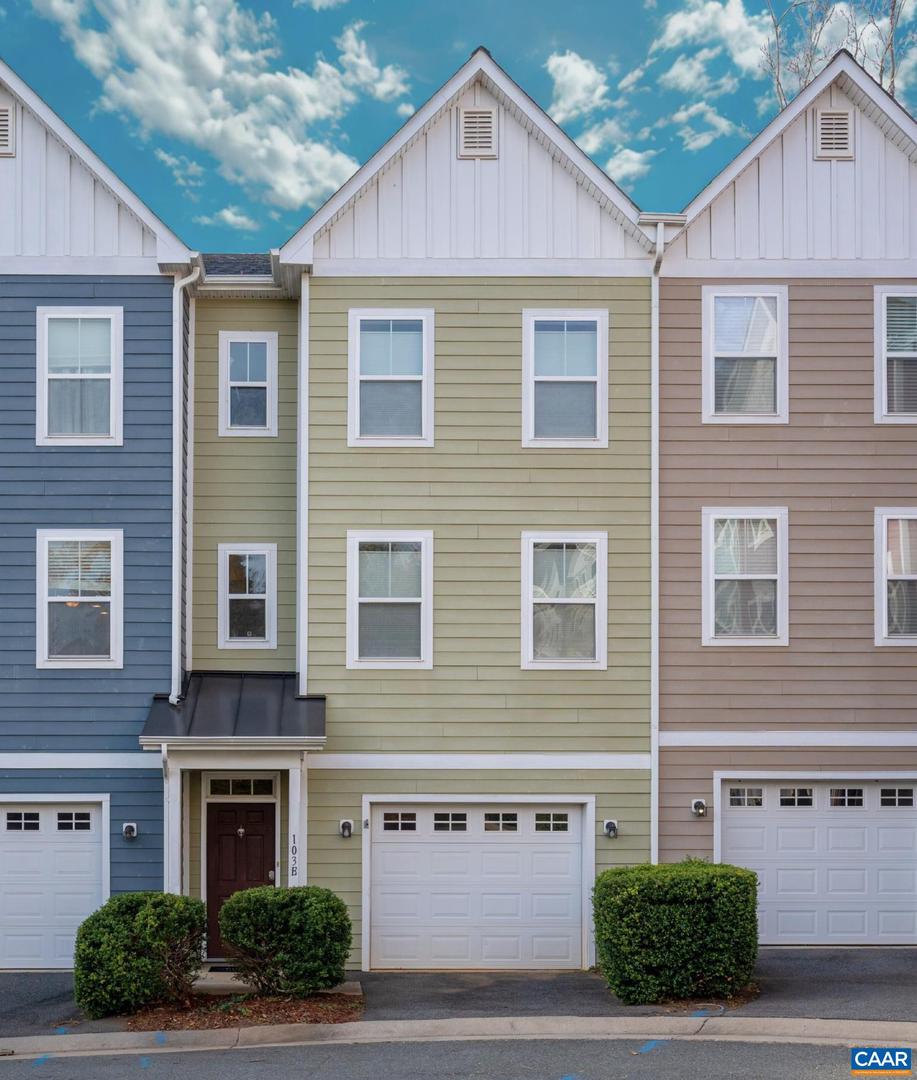 103 LONGWOOD DR #E, CHARLOTTESVILLE, Virginia 22903, 3 Bedrooms Bedrooms, ,2 BathroomsBathrooms,Residential,For sale,103 LONGWOOD DR #E,673241 MLS # 673241