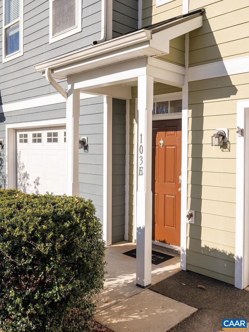 103 LONGWOOD DR #E, CHARLOTTESVILLE, Virginia 22903, 3 Bedrooms Bedrooms, ,2 BathroomsBathrooms,Residential,For sale,103 LONGWOOD DR #E,673241 MLS # 673241