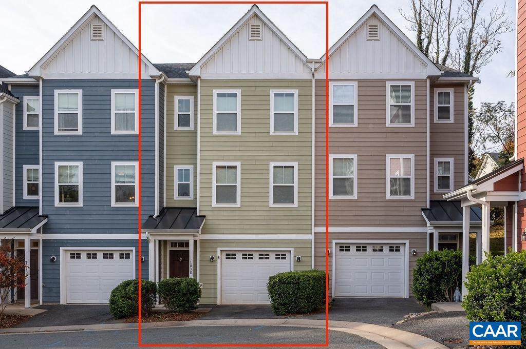 103 LONGWOOD DR #E, CHARLOTTESVILLE, Virginia 22903, 3 Bedrooms Bedrooms, ,2 BathroomsBathrooms,Residential,For sale,103 LONGWOOD DR #E,673241 MLS # 673241