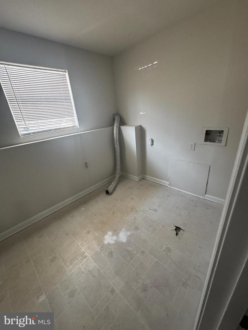 304 BEN NEUIS PL, FREDERICKSBURG, Virginia 22405, 3 Bedrooms Bedrooms, 10 Rooms Rooms,2 BathroomsBathrooms,Residential,For sale,304 BEN NEUIS PL,VAST2046140 MLS # VAST2046140 304 BEN NEUIS PL, FREDERICKSBURG, Virginia 22405, 3 Bedrooms Bedrooms, 10 Rooms Rooms,2 BathroomsBathrooms,Residential,For sale,304 BEN NEUIS PL,VAST2046140 MLS # VAST2046140