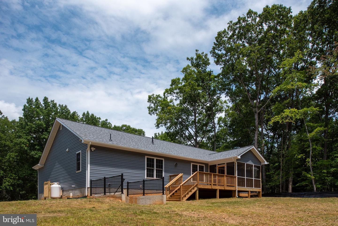 16014 CARRINGTON CT, MINERAL, Virginia 23117, 3 Bedrooms Bedrooms, ,2 BathroomsBathrooms,Residential,For sale,16014 CARRINGTON CT,VASP2039250 MLS # VASP2039250