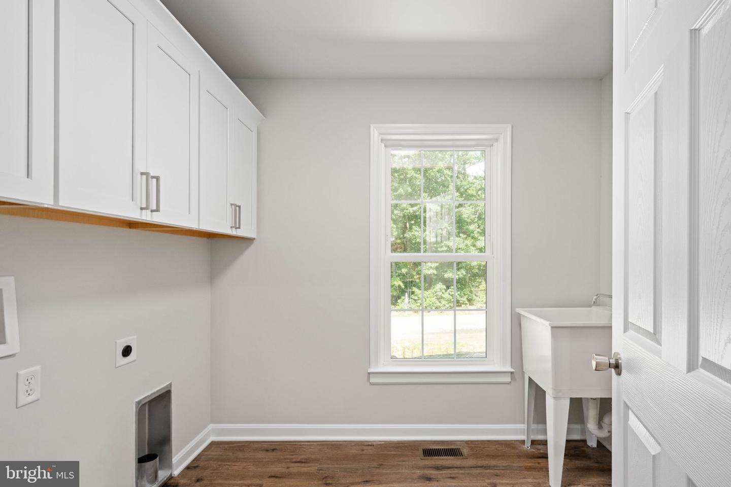 16014 CARRINGTON CT, MINERAL, Virginia 23117, 3 Bedrooms Bedrooms, ,2 BathroomsBathrooms,Residential,For sale,16014 CARRINGTON CT,VASP2039250 MLS # VASP2039250