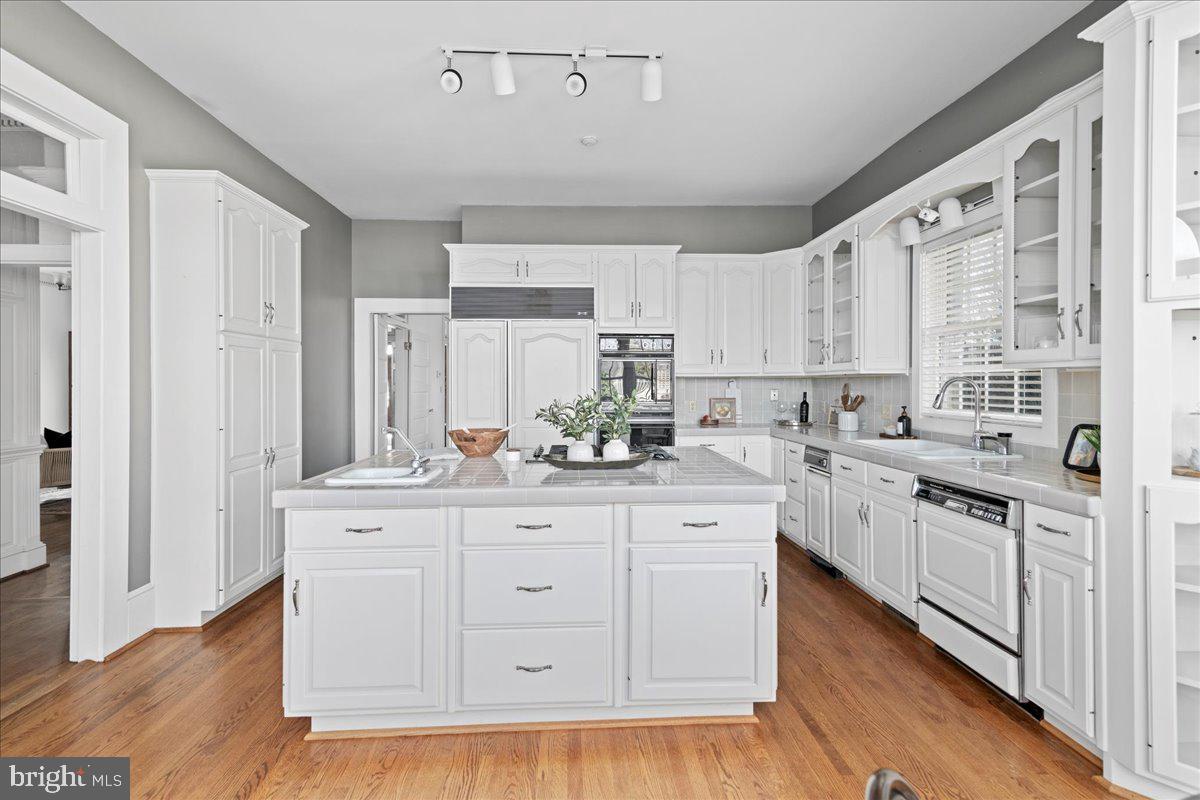 4059 LOWRY RD., GOODE, Virginia 24556, 6 Bedrooms Bedrooms, ,4 BathroomsBathrooms,Residential,For sale,4059 LOWRY RD.,VABV2000280 MLS # VABV2000280