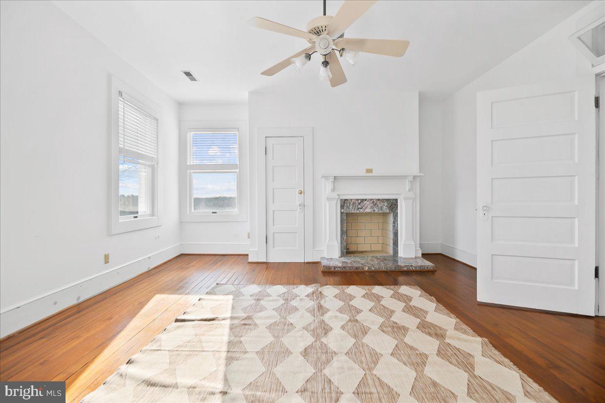 4059 LOWRY RD., GOODE, Virginia 24556, 6 Bedrooms Bedrooms, ,4 BathroomsBathrooms,Residential,For sale,4059 LOWRY RD.,VABV2000280 MLS # VABV2000280