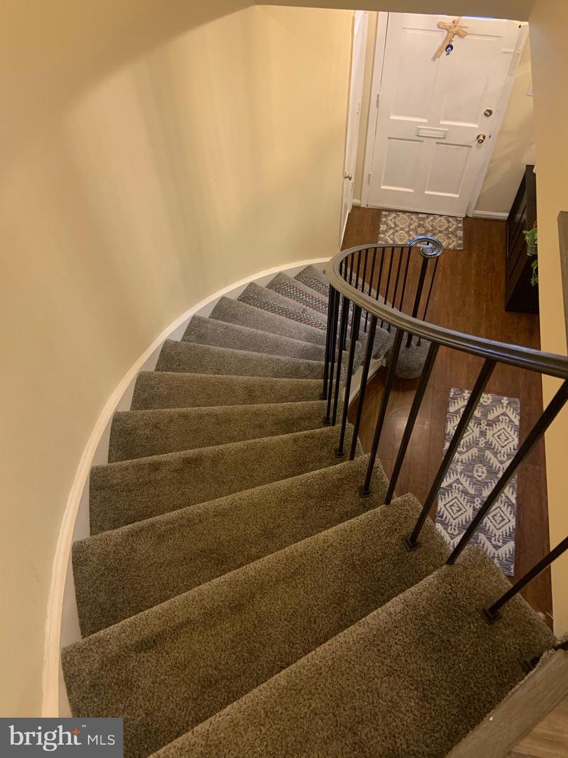 8210 CARRLEIGH PKWY #6, SPRINGFIELD, Virginia 22152, 3 Bedrooms Bedrooms, ,1 BathroomBathrooms,Residential,For sale,8210 CARRLEIGH PKWY #6,VAFX2290878 MLS # VAFX2290878 8210 CARRLEIGH PKWY #6, SPRINGFIELD, Virginia 22152, 3 Bedrooms Bedrooms, ,1 BathroomBathrooms,Residential,For sale,8210 CARRLEIGH PKWY #6,VAFX2290878 MLS # VAFX2290878