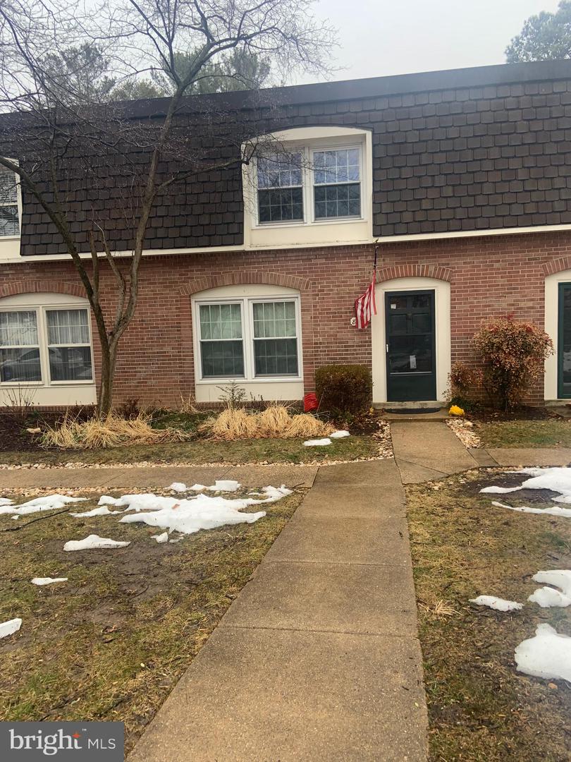 8210 CARRLEIGH PKWY #6, SPRINGFIELD, Virginia 22152, 3 Bedrooms Bedrooms, ,1 BathroomBathrooms,Residential,For sale,8210 CARRLEIGH PKWY #6,VAFX2290878 MLS # VAFX2290878 8210 CARRLEIGH PKWY #6, SPRINGFIELD, Virginia 22152, 3 Bedrooms Bedrooms, ,1 BathroomBathrooms,Residential,For sale,8210 CARRLEIGH PKWY #6,VAFX2290878 MLS # VAFX2290878