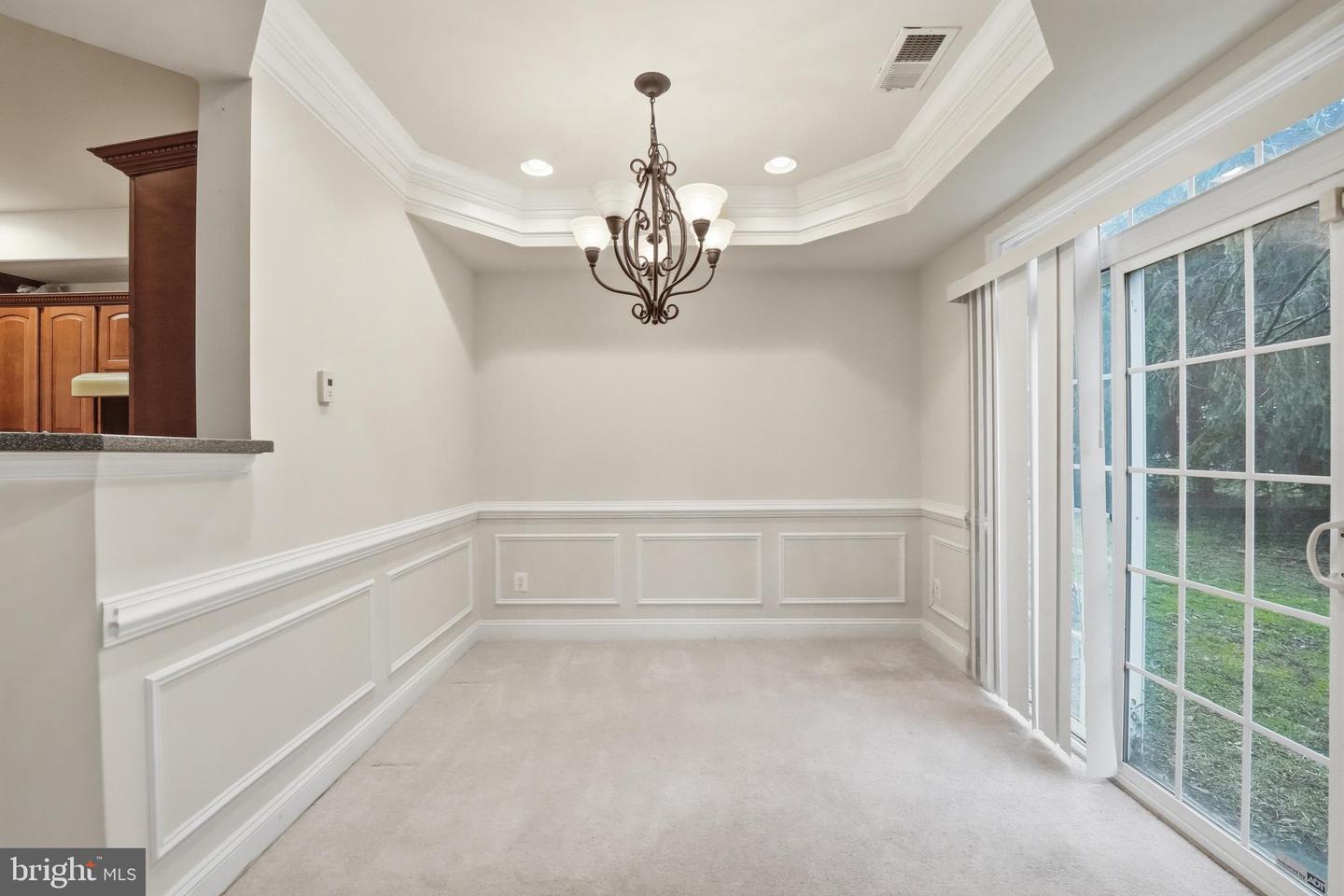 3553 HUNTLEY MANOR LN, ALEXANDRIA, Virginia 22306, 3 Bedrooms Bedrooms, ,2 BathroomsBathrooms,Residential,For sale,3553 HUNTLEY MANOR LN,VAFX2290882 MLS # VAFX2290882