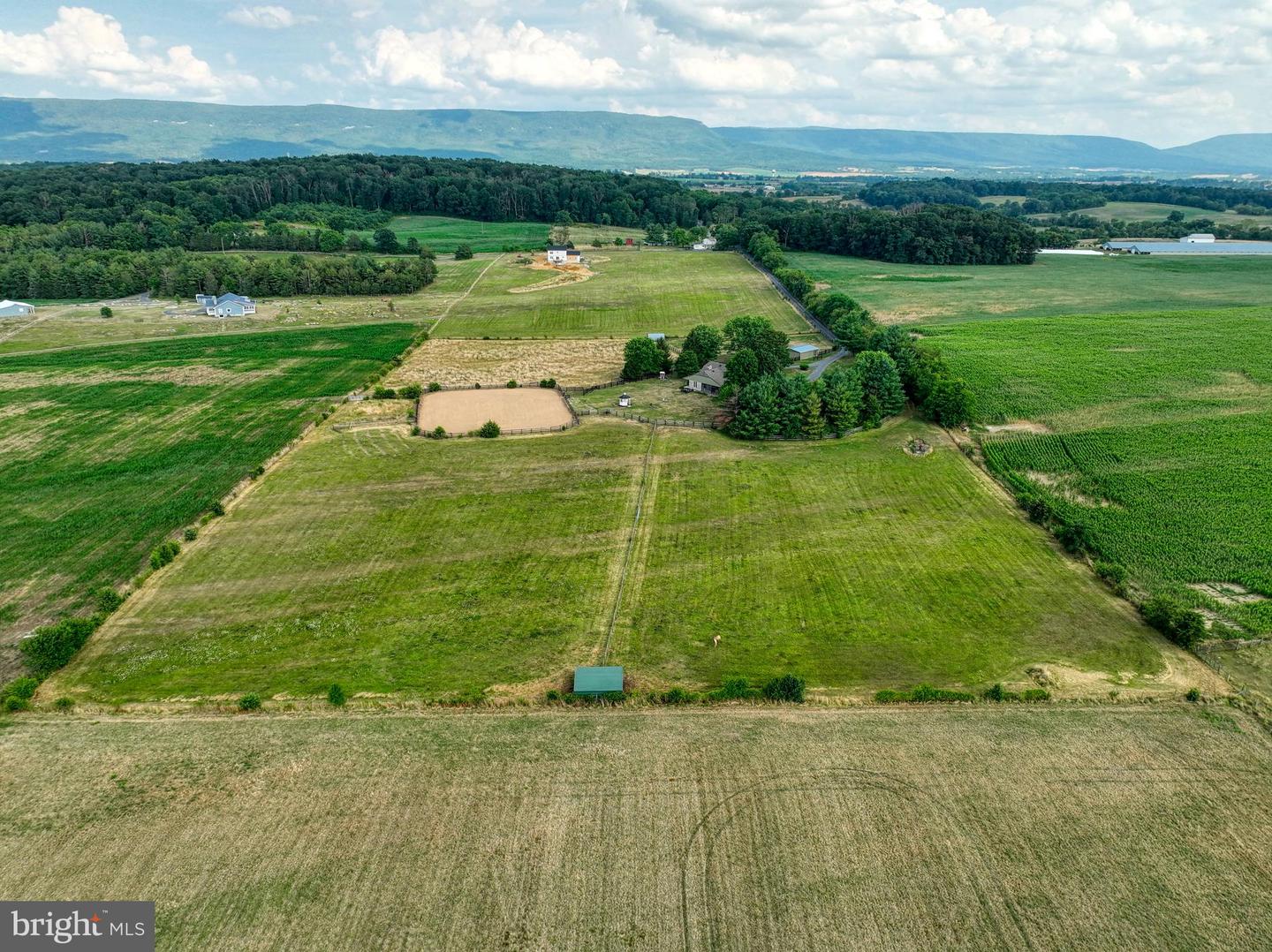 1615 PLEASANT VIEW RD, MOUNT JACKSON, Virginia 22842, 4 Bedrooms Bedrooms, ,2 BathroomsBathrooms,Residential,For sale,1615 PLEASANT VIEW RD,VASH2012018 MLS # VASH2012018