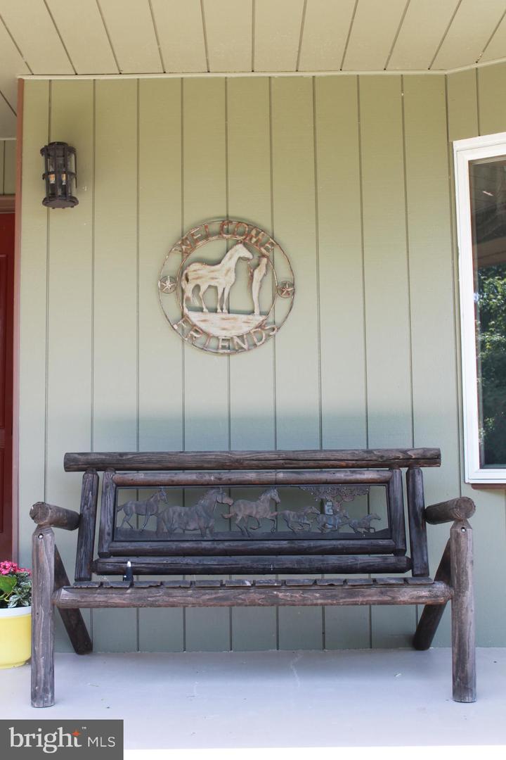 1615 PLEASANT VIEW RD, MOUNT JACKSON, Virginia 22842, 4 Bedrooms Bedrooms, ,2 BathroomsBathrooms,Residential,For sale,1615 PLEASANT VIEW RD,VASH2012018 MLS # VASH2012018