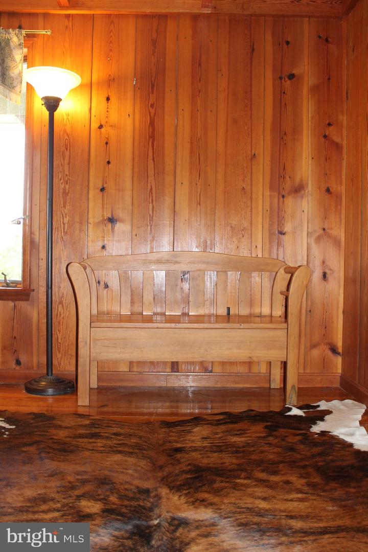 1615 PLEASANT VIEW RD, MOUNT JACKSON, Virginia 22842, 4 Bedrooms Bedrooms, ,2 BathroomsBathrooms,Residential,For sale,1615 PLEASANT VIEW RD,VASH2012018 MLS # VASH2012018