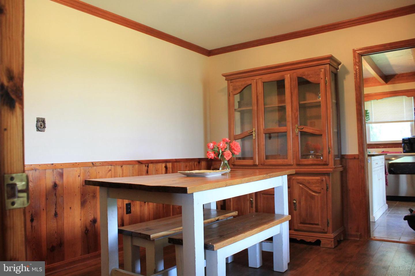 1615 PLEASANT VIEW RD, MOUNT JACKSON, Virginia 22842, 4 Bedrooms Bedrooms, ,2 BathroomsBathrooms,Residential,For sale,1615 PLEASANT VIEW RD,VASH2012018 MLS # VASH2012018