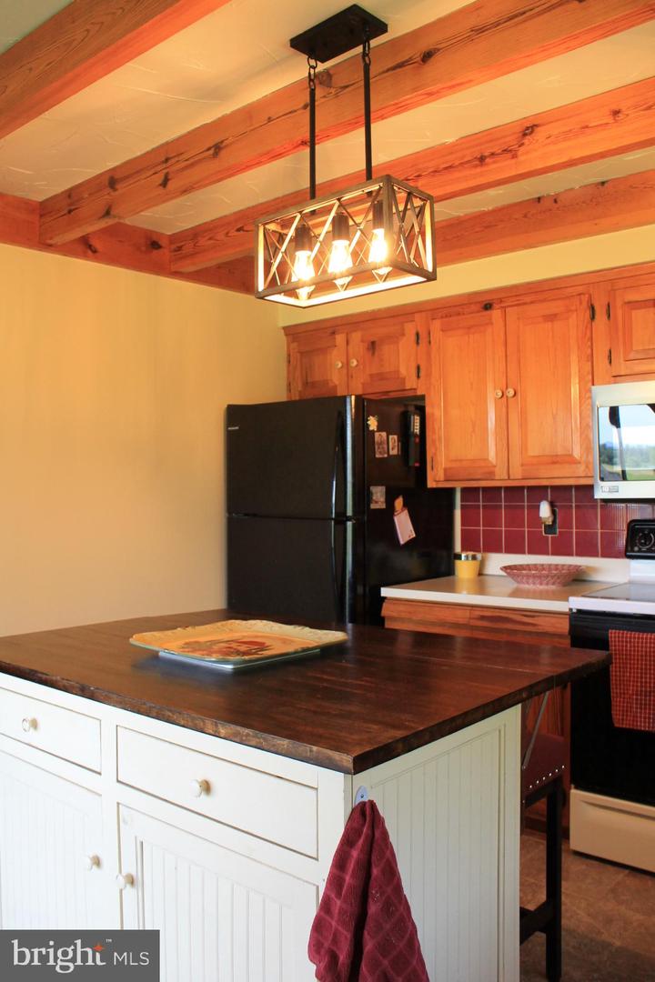 1615 PLEASANT VIEW RD, MOUNT JACKSON, Virginia 22842, 4 Bedrooms Bedrooms, ,2 BathroomsBathrooms,Residential,For sale,1615 PLEASANT VIEW RD,VASH2012018 MLS # VASH2012018