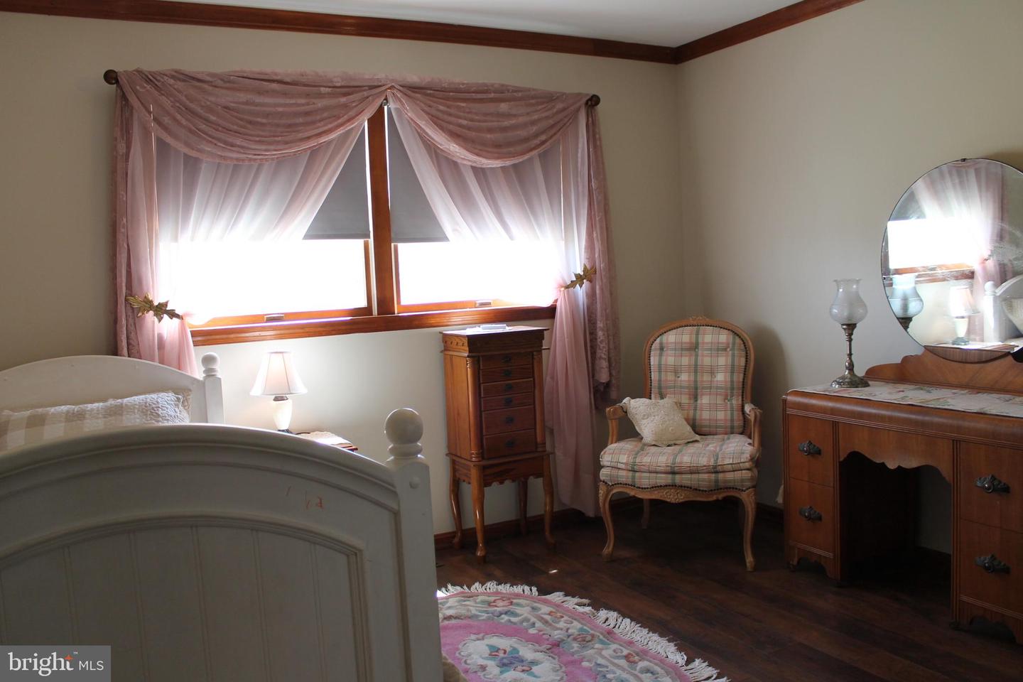 1615 PLEASANT VIEW RD, MOUNT JACKSON, Virginia 22842, 4 Bedrooms Bedrooms, ,2 BathroomsBathrooms,Residential,For sale,1615 PLEASANT VIEW RD,VASH2012018 MLS # VASH2012018