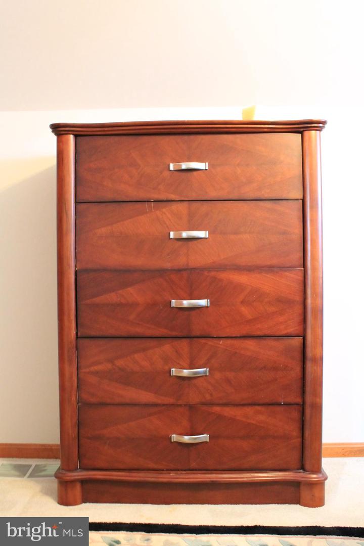 1615 PLEASANT VIEW RD, MOUNT JACKSON, Virginia 22842, 4 Bedrooms Bedrooms, ,2 BathroomsBathrooms,Residential,For sale,1615 PLEASANT VIEW RD,VASH2012018 MLS # VASH2012018