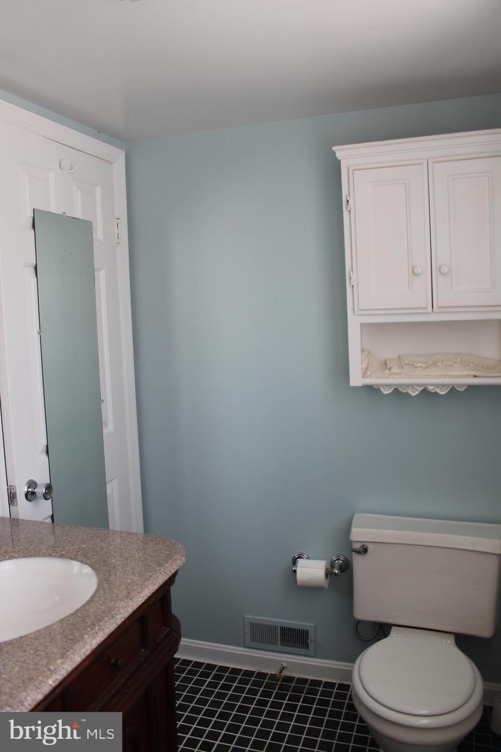 1615 PLEASANT VIEW RD, MOUNT JACKSON, Virginia 22842, 4 Bedrooms Bedrooms, ,2 BathroomsBathrooms,Residential,For sale,1615 PLEASANT VIEW RD,VASH2012018 MLS # VASH2012018