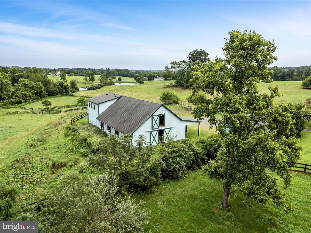 3959 COBBLER MOUNTAIN RD, DELAPLANE, Virginia, 3 Bedrooms Bedrooms, ,2 BathroomsBathrooms,Residential,3959 COBBLER MOUNTAIN RD,VAFQ2017454 MLS # VAFQ2017454
