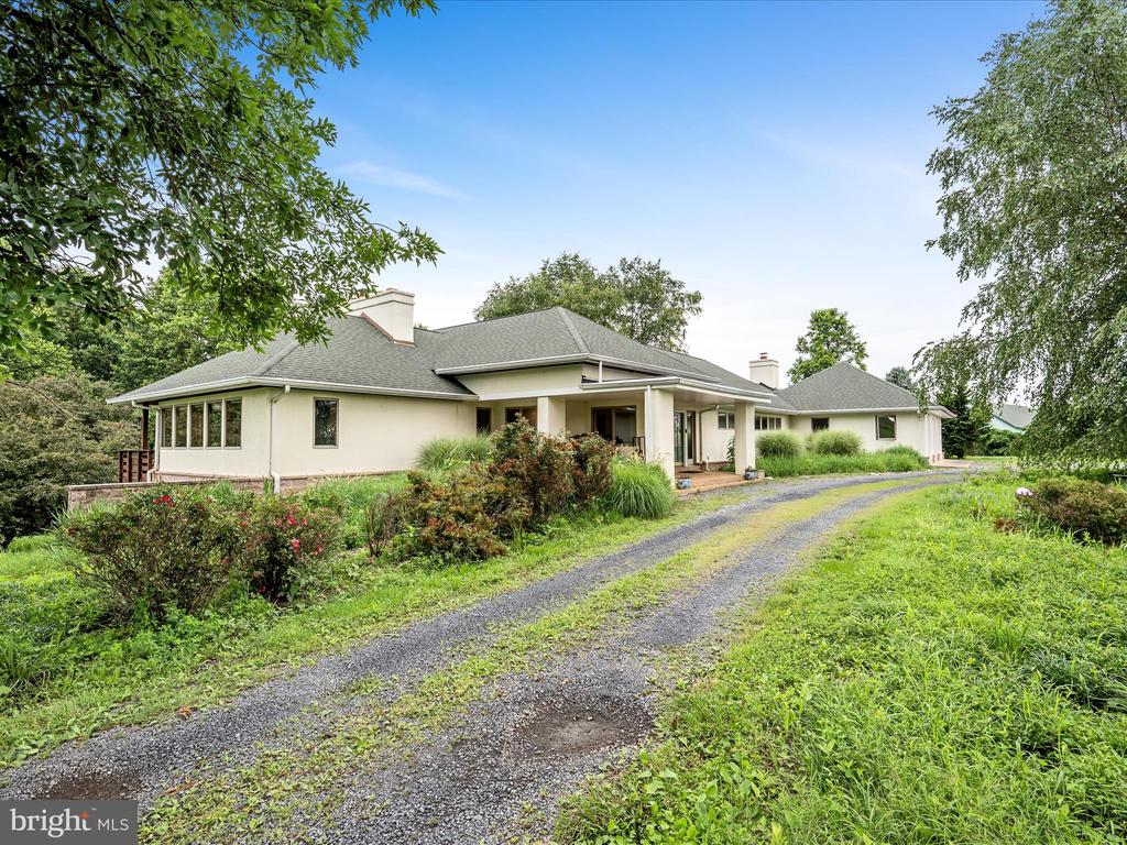 3959 COBBLER MOUNTAIN RD, DELAPLANE, Virginia, 3 Bedrooms Bedrooms, ,2 BathroomsBathrooms,Residential,3959 COBBLER MOUNTAIN RD,VAFQ2017454 MLS # VAFQ2017454