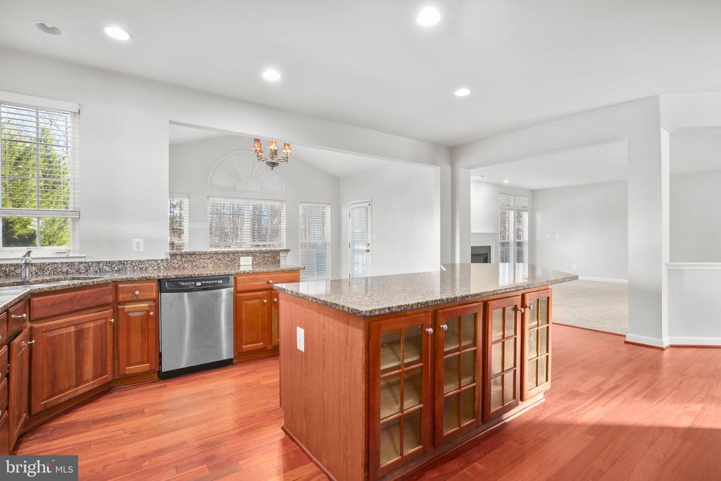 6617 BROAD CREEK OVERLOOK, FREDERICKSBURG, Virginia 22407, 4 Bedrooms Bedrooms, ,3 BathroomsBathrooms,Residential,6617 BROAD CREEK OVERLOOK,VASP2038386 MLS # VASP2038386