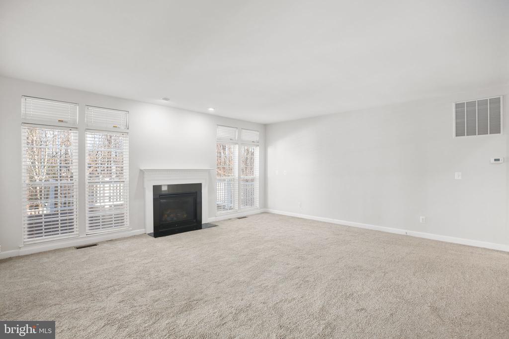 6617 BROAD CREEK OVERLOOK, FREDERICKSBURG, Virginia 22407, 4 Bedrooms Bedrooms, ,3 BathroomsBathrooms,Residential,6617 BROAD CREEK OVERLOOK,VASP2038386 MLS # VASP2038386