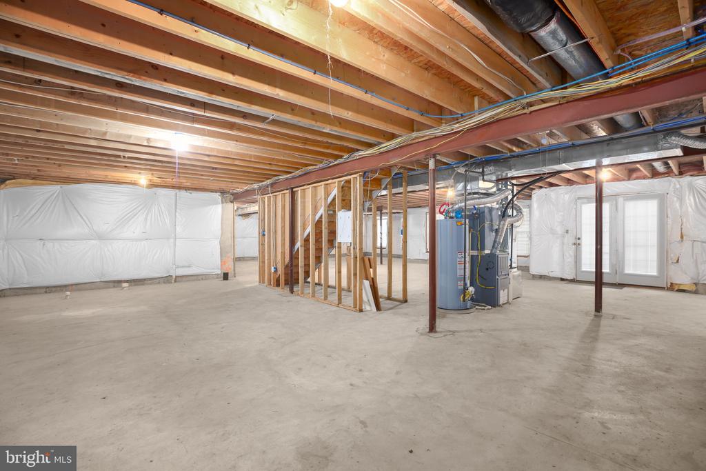 6617 BROAD CREEK OVERLOOK, FREDERICKSBURG, Virginia 22407, 4 Bedrooms Bedrooms, ,3 BathroomsBathrooms,Residential,6617 BROAD CREEK OVERLOOK,VASP2038386 MLS # VASP2038386