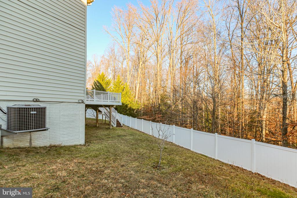 6617 BROAD CREEK OVERLOOK, FREDERICKSBURG, Virginia 22407, 4 Bedrooms Bedrooms, ,3 BathroomsBathrooms,Residential,6617 BROAD CREEK OVERLOOK,VASP2038386 MLS # VASP2038386