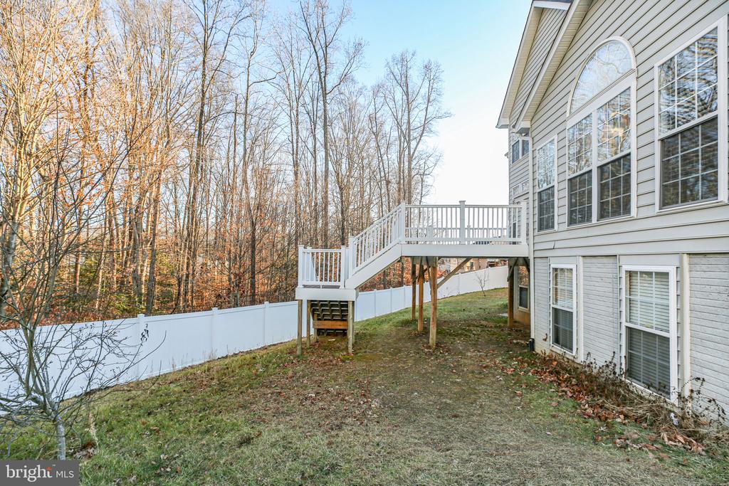 6617 BROAD CREEK OVERLOOK, FREDERICKSBURG, Virginia 22407, 4 Bedrooms Bedrooms, ,3 BathroomsBathrooms,Residential,6617 BROAD CREEK OVERLOOK,VASP2038386 MLS # VASP2038386