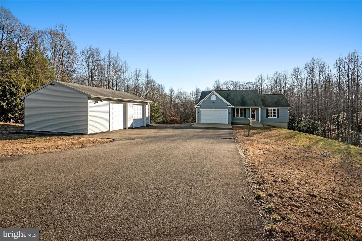 8991 FLETCHERS CHAPEL RD, KING GEORGE, Virginia 22485, 3 Bedrooms Bedrooms, ,2 BathroomsBathrooms,Residential,For sale,8991 FLETCHERS CHAPEL RD,VAKG2007238 MLS # VAKG2007238