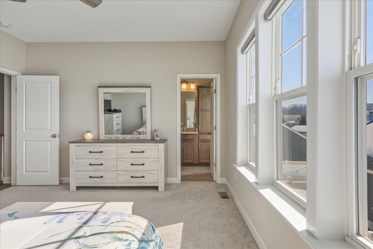 3262 CHARLESTON BLVD, ROCKINGHAM, Virginia 22801, 3 Bedrooms Bedrooms, ,2 BathroomsBathrooms,Residential,3262 CHARLESTON BLVD,673264 MLS # 673264