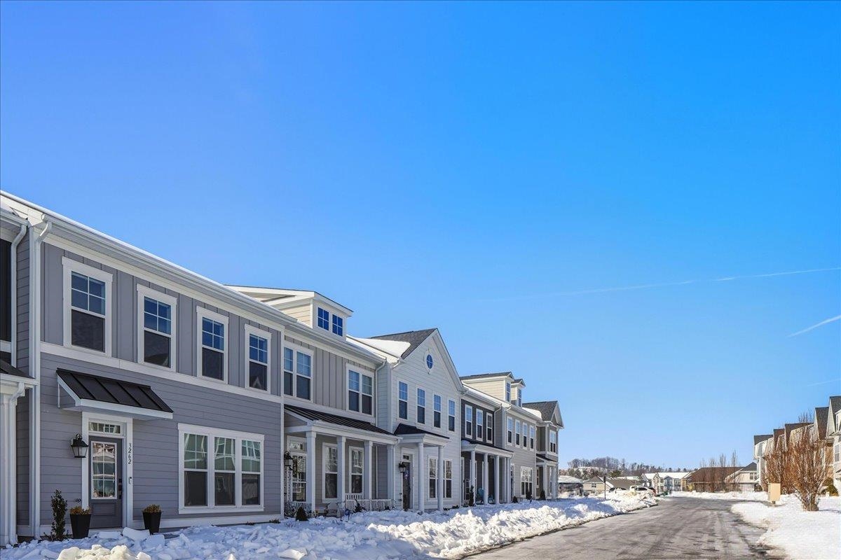 3262 CHARLESTON BLVD, ROCKINGHAM, Virginia 22801, 3 Bedrooms Bedrooms, ,2 BathroomsBathrooms,Residential,3262 CHARLESTON BLVD,673264 MLS # 673264