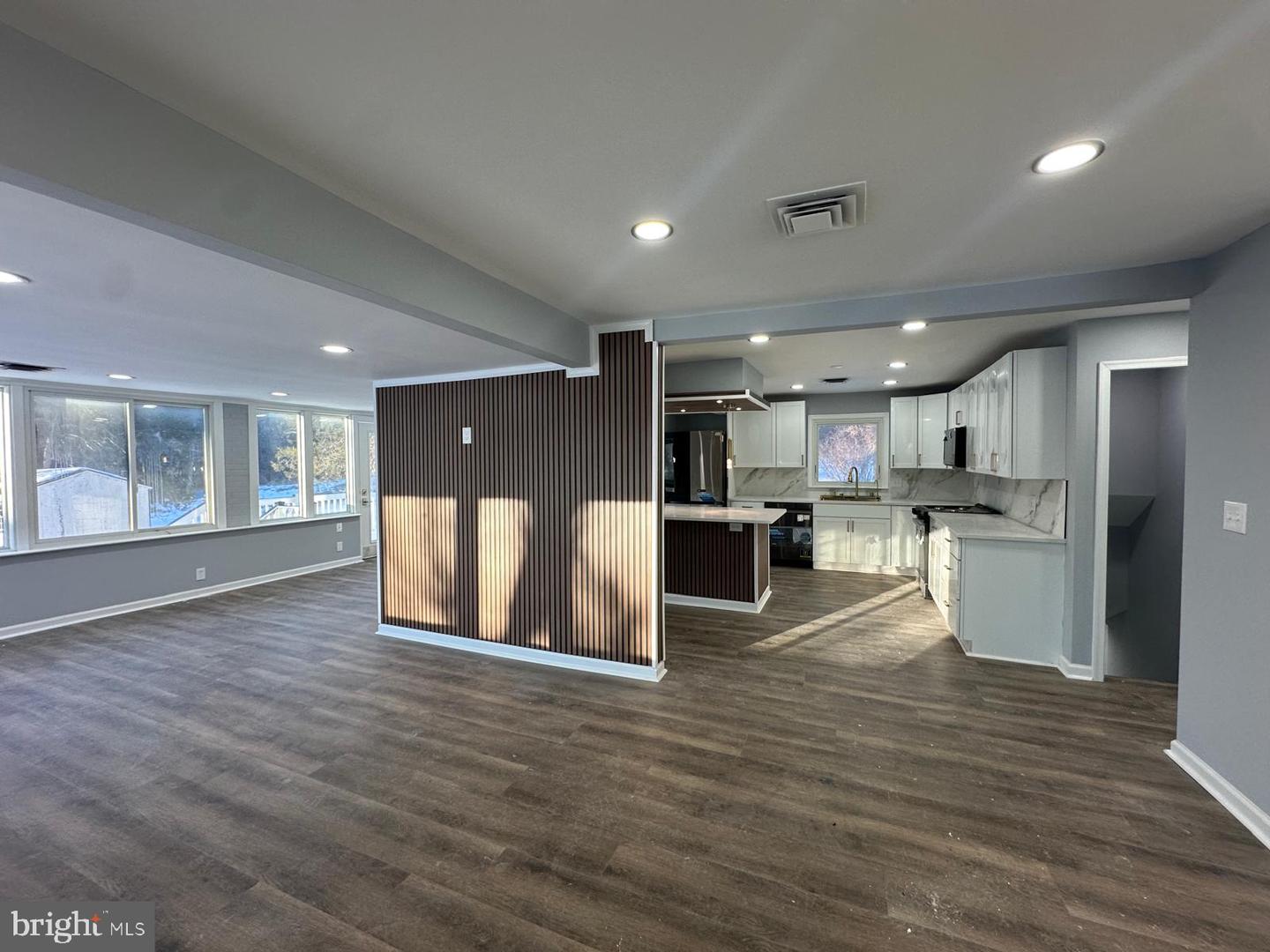 2639 LOGMILL RD, HAYMARKET, Virginia 20169, 4 Bedrooms Bedrooms, ,3 BathroomsBathrooms,Residential,For sale,2639 LOGMILL RD,VAPW2109992 MLS # VAPW2109992